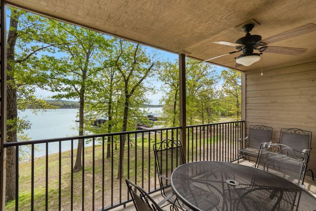 429 E Chinquapin Circle 504, Indian Point, MO 65616