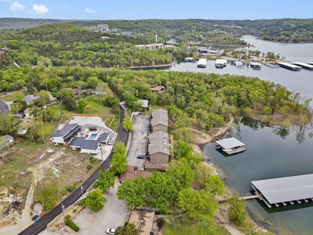429 E Chinquapin Circle 504, Indian Point, MO 65616