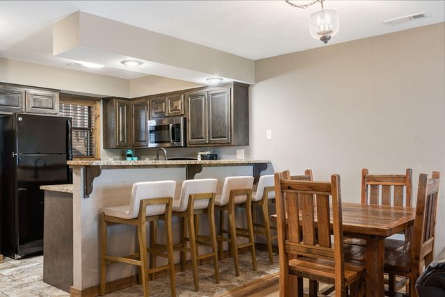 429 E Chinquapin Circle 504, Indian Point, MO 65616