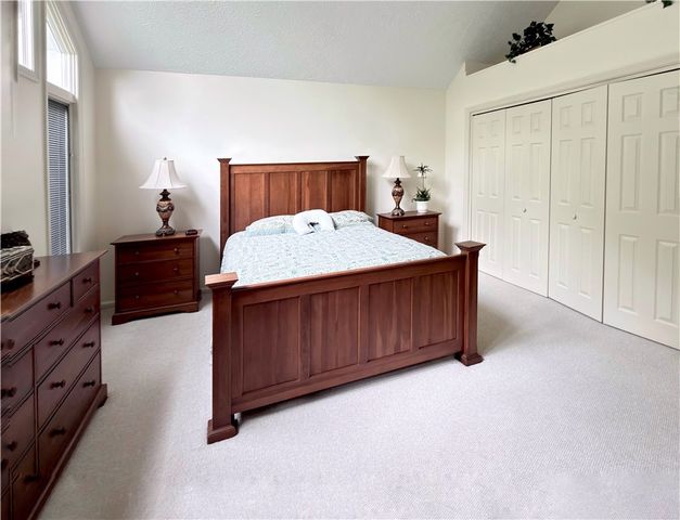139 St Thomas Dr, Patterson Twp, PA 15010