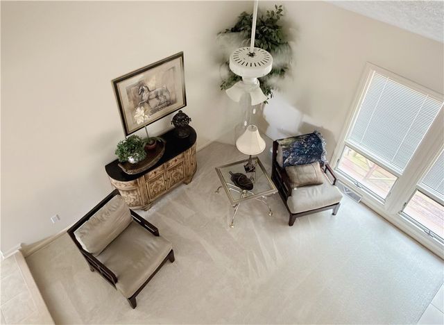 139 St Thomas Dr, Patterson Twp, PA 15010