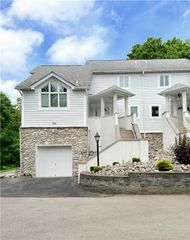 139 St Thomas Dr, Patterson Twp, PA 15010