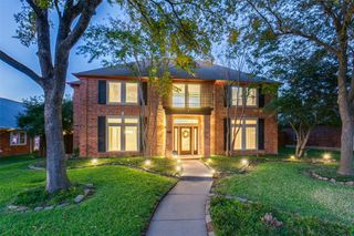 2221 Canyon Trail, Carrollton, TX 75007