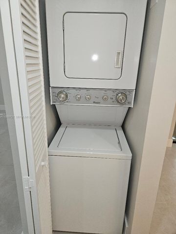 9716 Hammocks Blvd 201, Miami, FL 33196