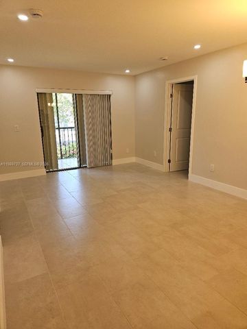 9716 Hammocks Blvd 201, Miami, FL 33196