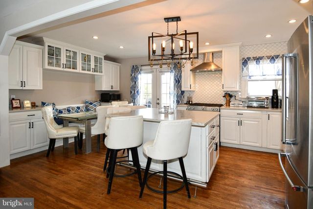 6819 LAVANT DR, Springfield, VA 22152