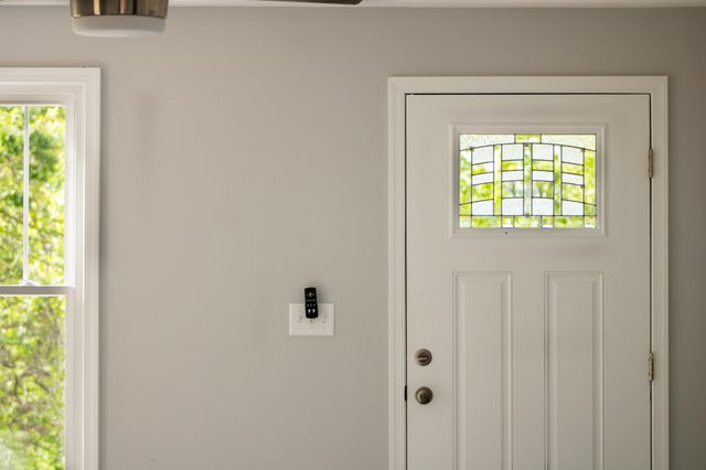 1421 ASHBY ST, Staunton, VA 24401