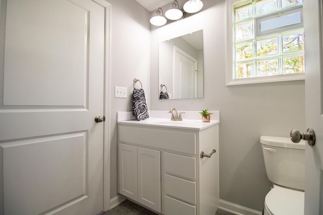 1421 ASHBY ST, Staunton, VA 24401