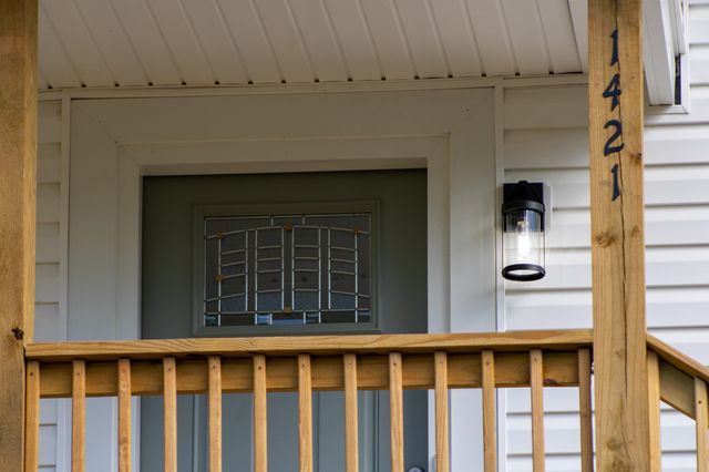 1421 ASHBY ST, Staunton, VA 24401