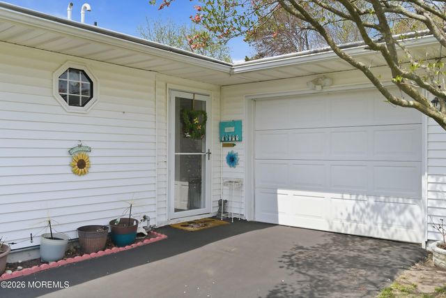 3 Logan Court, Brick, NJ 08724