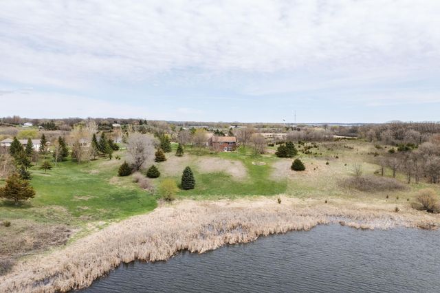 5795 109th Avenue NE, Spicer, MN 56288