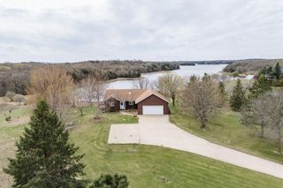 5795 109th Avenue NE, Spicer, MN 56288