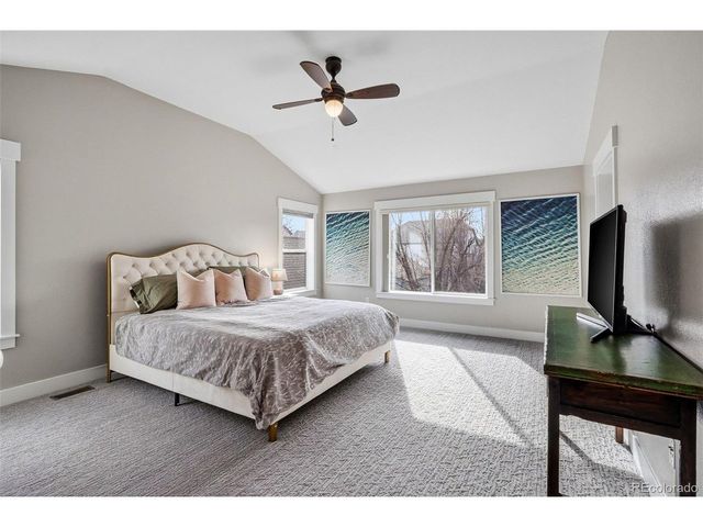 8608 E 25th Dr, Denver, CO 80238