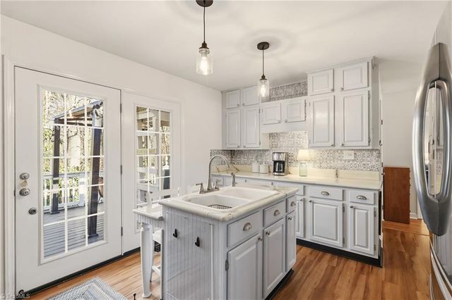 3 Brownstone Lane, Greensboro, NC 27410