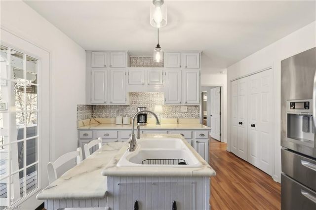 3 Brownstone Lane, Greensboro, NC 27410