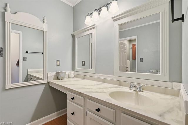 3 Brownstone Lane, Greensboro, NC 27410