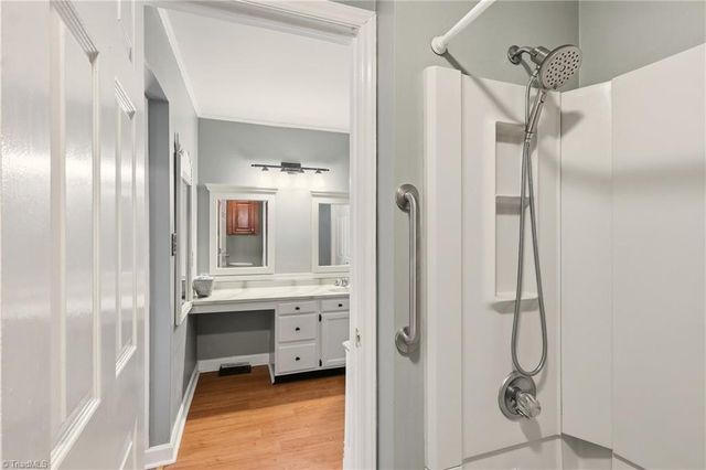 3 Brownstone Lane, Greensboro, NC 27410