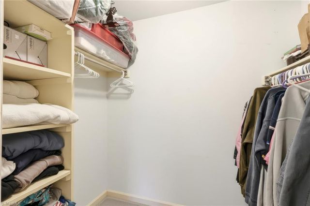 3 Brownstone Lane, Greensboro, NC 27410