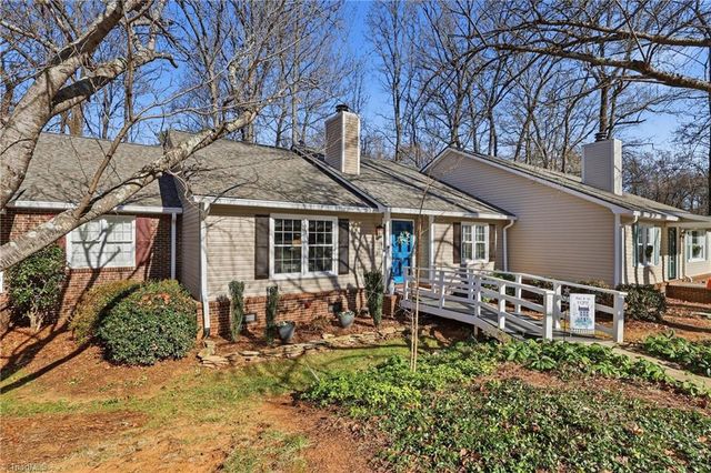 3 Brownstone Lane, Greensboro, NC 27410