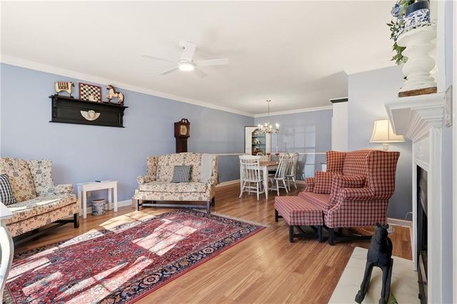 3 Brownstone Lane, Greensboro, NC 27410