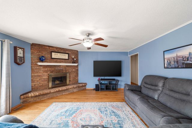 3528 S Westwood Avenue, Springfield, MO 65807