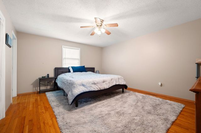 3528 S Westwood Avenue, Springfield, MO 65807