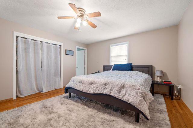 3528 S Westwood Avenue, Springfield, MO 65807