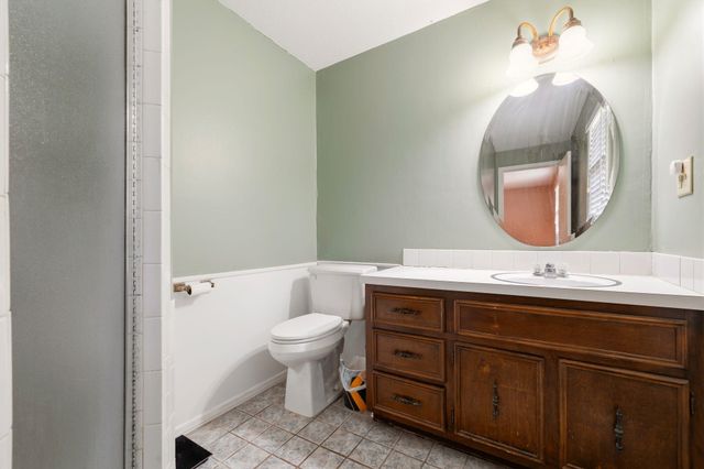 3528 S Westwood Avenue, Springfield, MO 65807