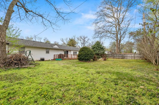 3528 S Westwood Avenue, Springfield, MO 65807