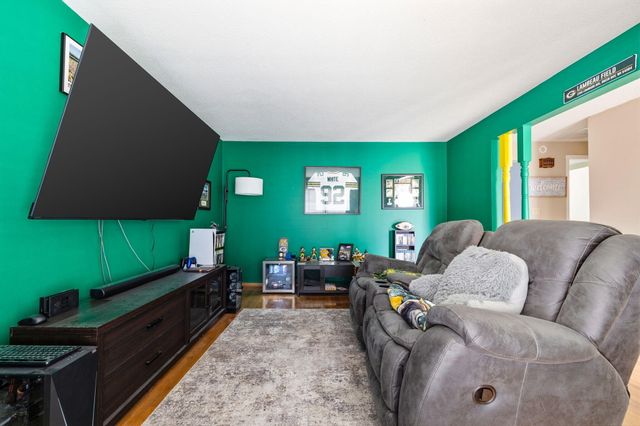 3528 S Westwood Avenue, Springfield, MO 65807