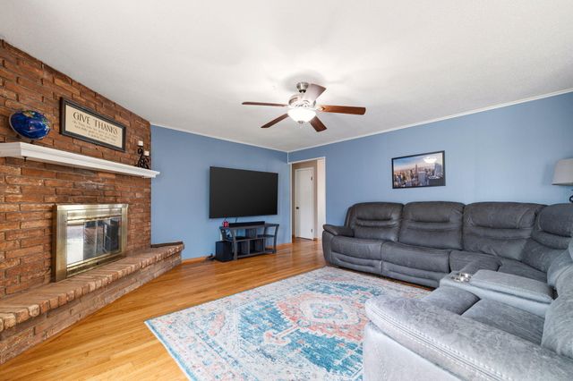 3528 S Westwood Avenue, Springfield, MO 65807