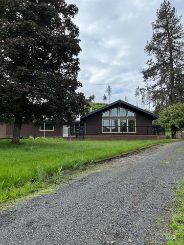 121 Valley View Ln, Kamiah, ID 83536