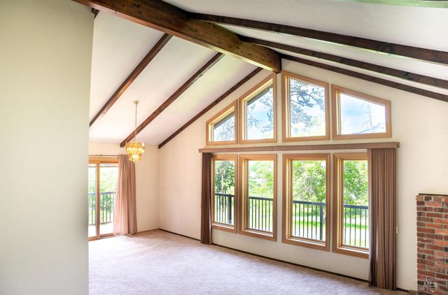 121 Valley View Ln, Kamiah, ID 83536