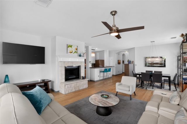 2713 Kinney Oaks CT, Austin, TX 78704