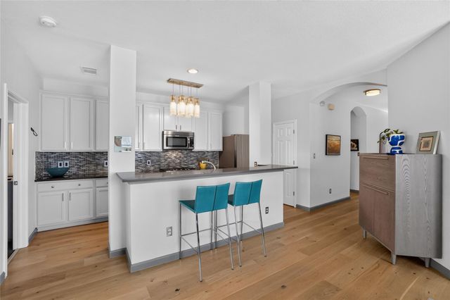 2713 Kinney Oaks CT, Austin, TX 78704