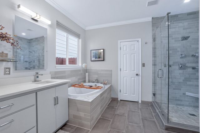 2713 Kinney Oaks CT, Austin, TX 78704