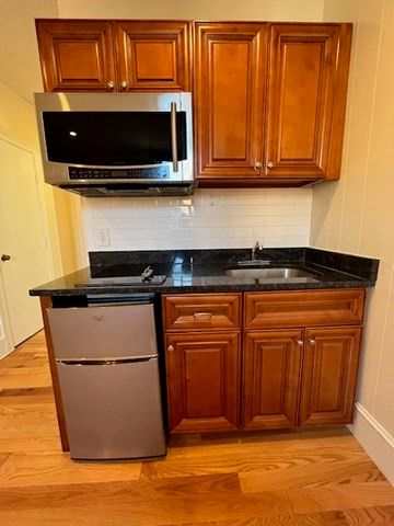 868 Beacon 8, Boston, MA 02215
