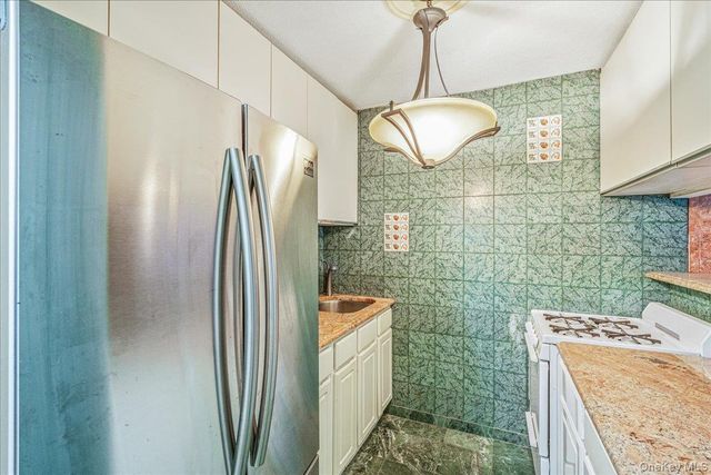 138-35 Elder Avenue 5B, Flushing, NY 11355