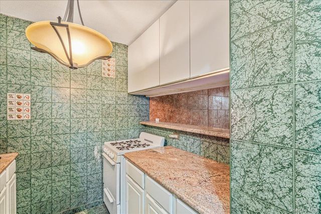 138-35 Elder Avenue 5B, Flushing, NY 11355