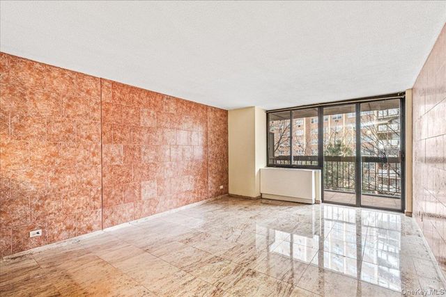 138-35 Elder Avenue 5B, Flushing, NY 11355