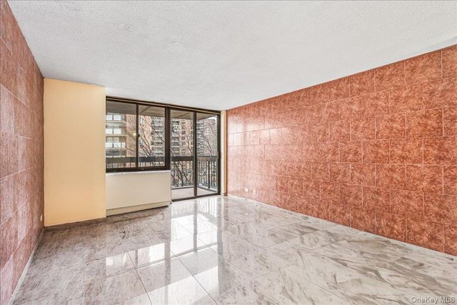 138-35 Elder Avenue 5B, Flushing, NY 11355