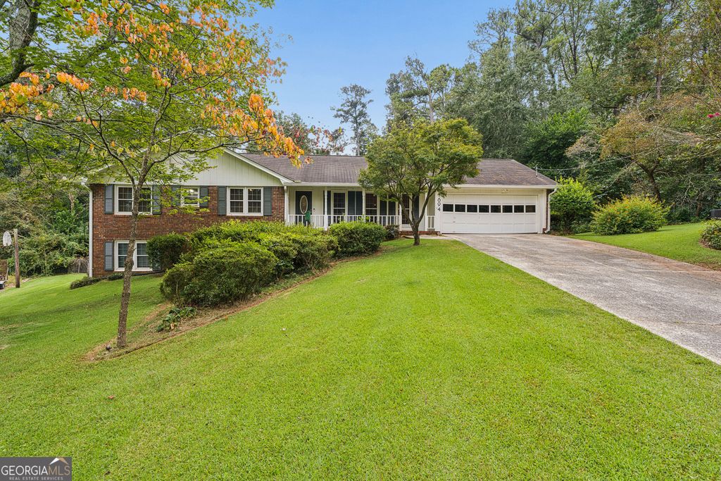 1694 Bent River Drive SW, Lilburn, GA 30047 — exterior