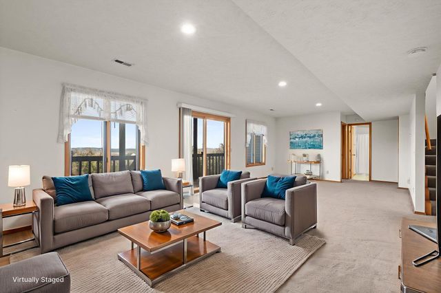 12 Longview Drive, Kimberling City, MO 65686