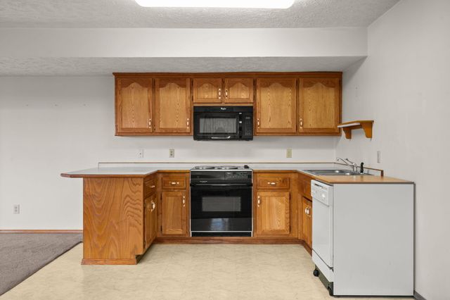 12 Longview Drive, Kimberling City, MO 65686