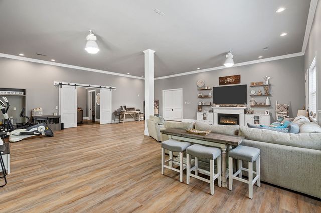 862 County Road 3800, Athens, TX 75752
