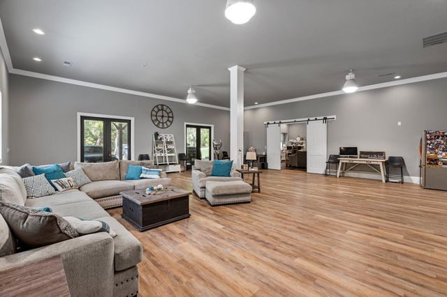 862 County Road 3800, Athens, TX 75752