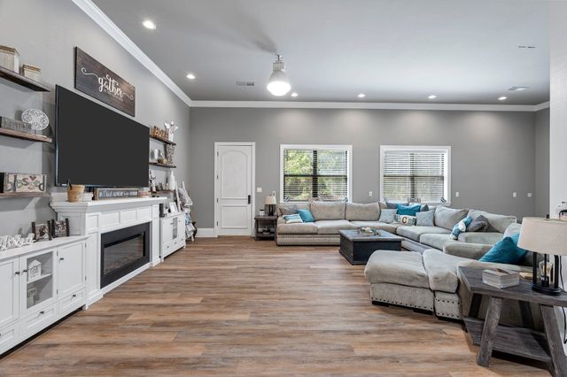 862 County Road 3800, Athens, TX 75752