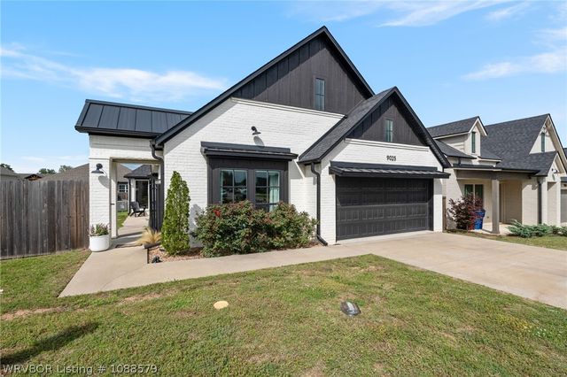 9025 Birkshire Place, Fort Smith, AR 72916