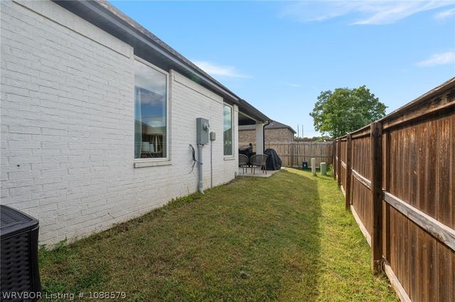 9025 Birkshire Place, Fort Smith, AR 72916