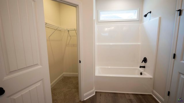 128 Bluecoat Trail, Byron, GA 31008